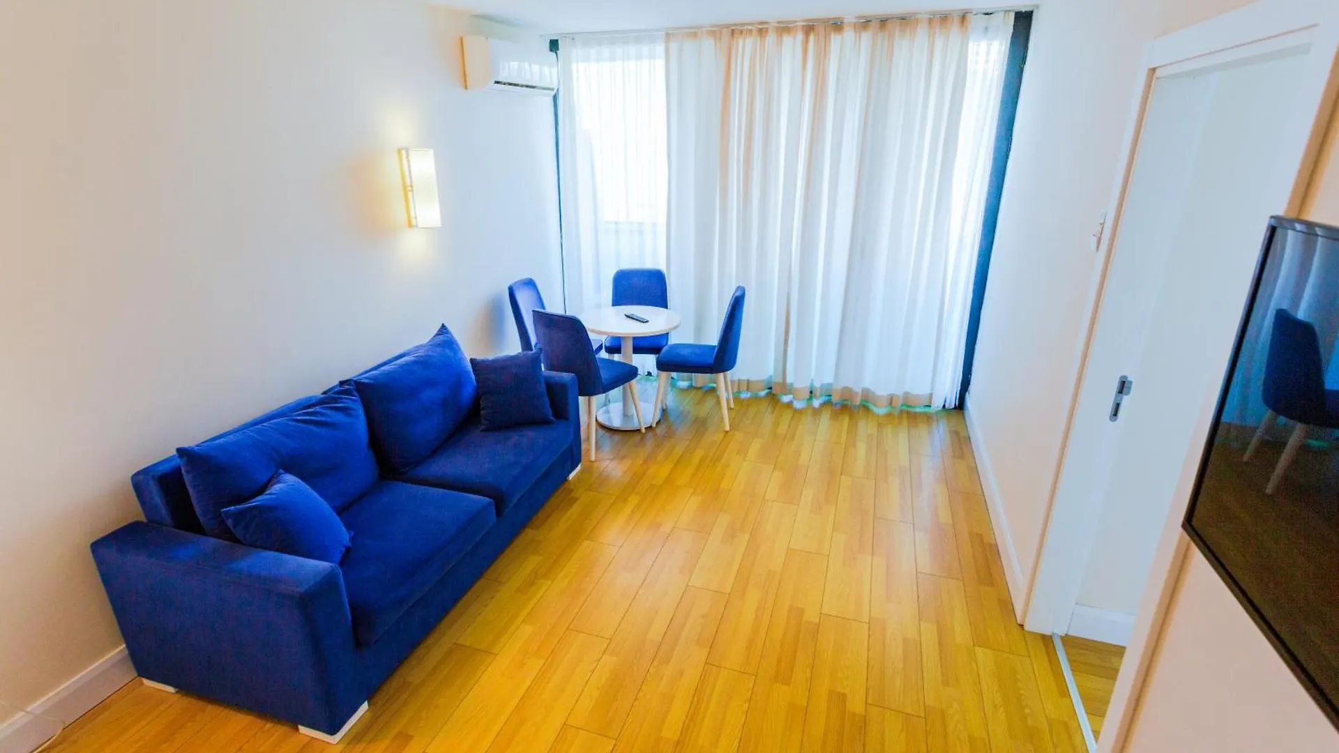 Hotel Downtown Centre In Batumi Aparthotel Orbi City