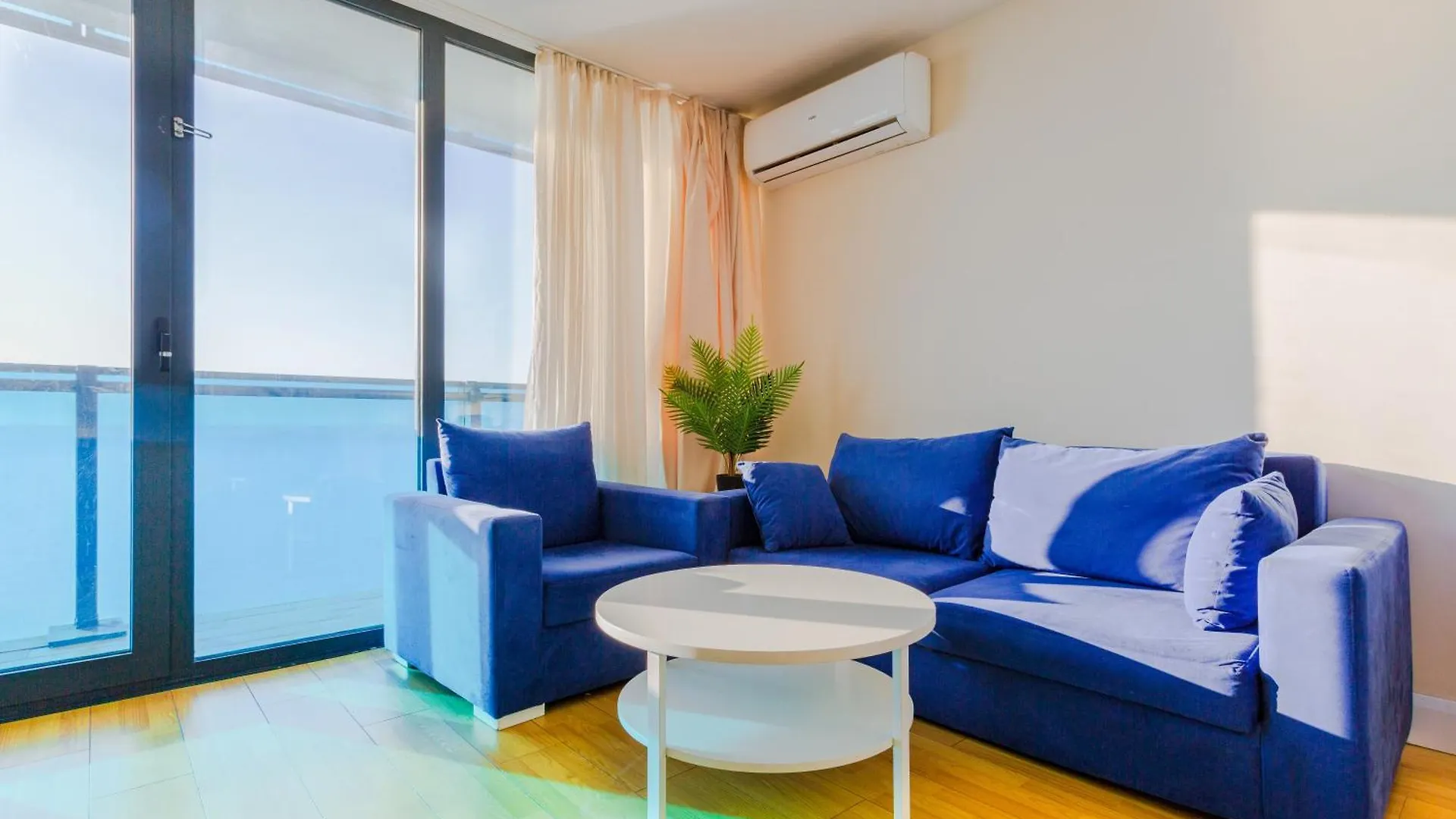 Downtown Centre In Batumi Aparthotel Orbi City Georgia